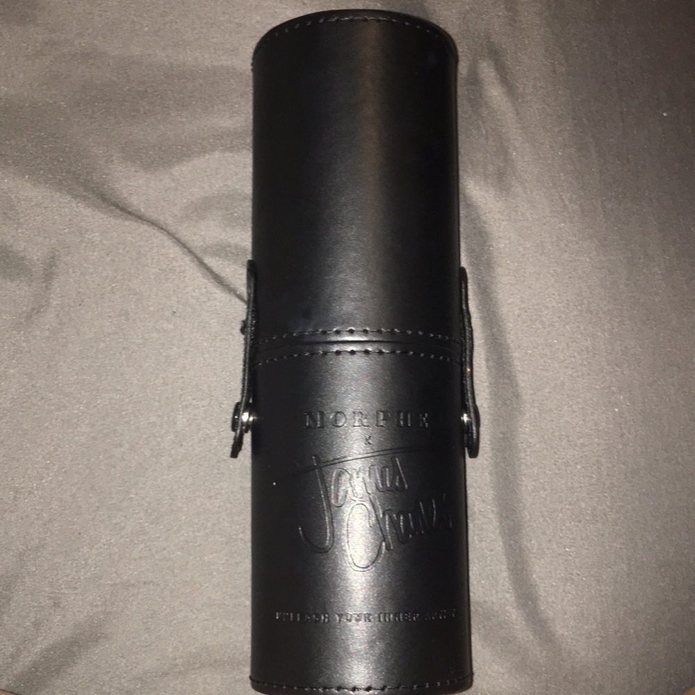 James Charles morphe brushes